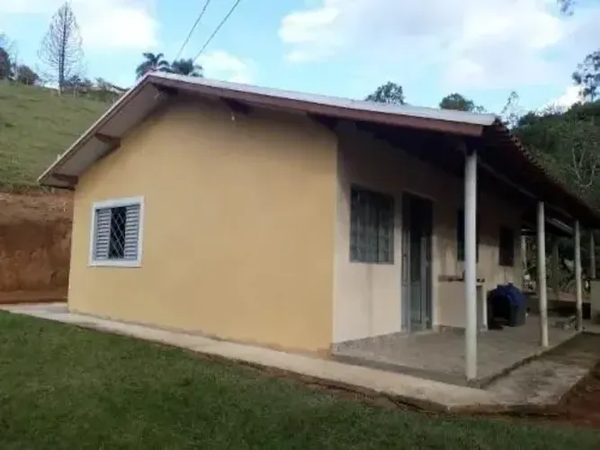 Vendo sítio em Santa Teresa 