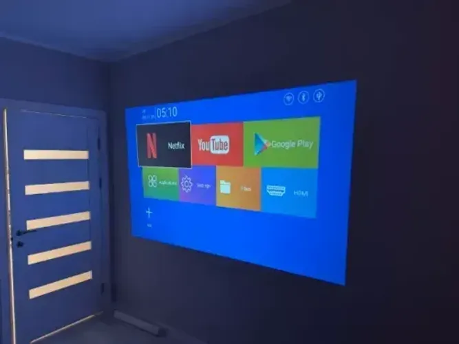 Projetor 2 Lançamentos ( WhatsApp 79.9 8854_3738 )+ Caixa de Som Potente ( GRÁTIS )