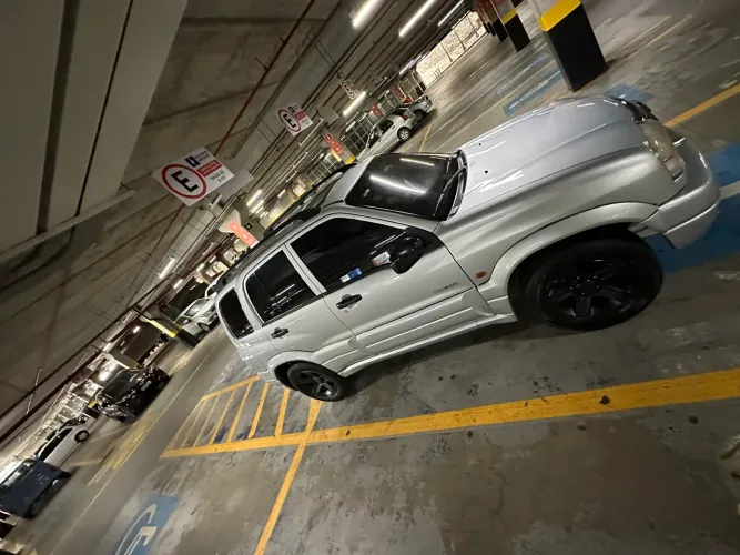 Chevrolet Tracker 2.0 16V 128cv MPFI 4X4 5P 2008