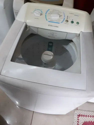 Máquina de Lavar Roupa Electrolux 12kg