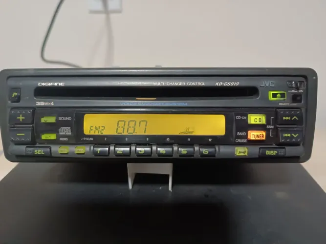Rádio Automotivo JVC KD-GS919 em excelente estado 