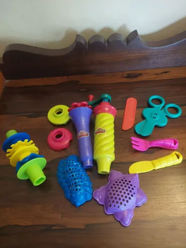 Kit Play-Doh com Acessórios