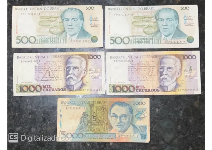 Moeda Antiga . Lote com 18 notas