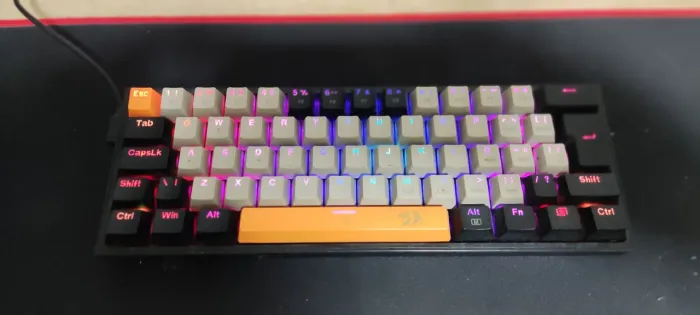 Teclado mecânico RedDragon 