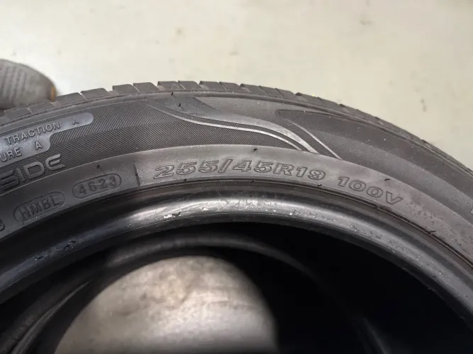 Pneu nexen 255/45R19 100V Tiguan mercedes audi bmw 