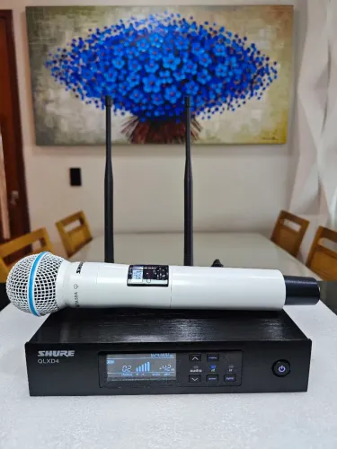 MICROFONE SHURE QLXD4 BRANCO