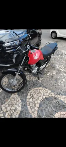 Vendo essa linda moto , 