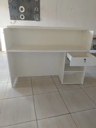 Balcão ripado recepção atendimento 