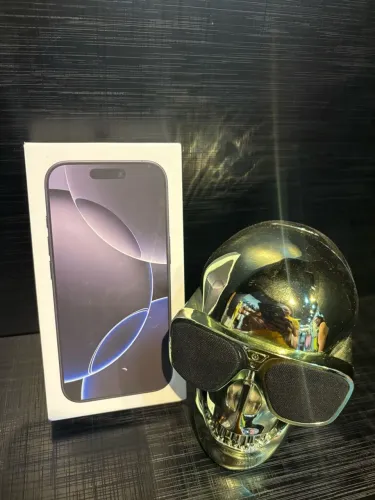 iphone 16 pro 128giga lacrado