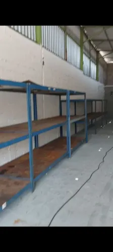 Prateleiras de aço reforçada