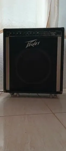 Amplificador Peavey TNT 130 funcionando perfeitamente 