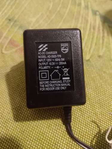 Carregador AC-DC Philips AD-0920-TP8
