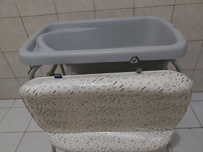 Banheira com trocador completa para bebês