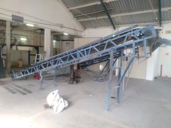 Esteiras transportadoras.