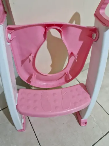 Assento Redutor Infantil com Degrau Rosa