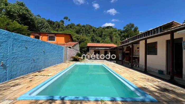 Chácara com 2 dormitórios à venda, 655 m² por R$ 750.000,00 - Jardim Itapema - Guararema/S
