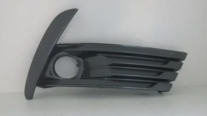 Grade Farol De Milha Toyota Corolla 2018 20100761
