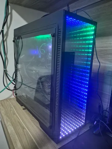 Pc Gamer Full Tower 2070