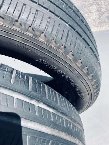 Pneu Pirelli 235/60/18