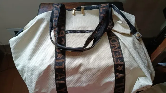 SACOLA DE VIAGEM ARTESANAL + NECESSAIRE QUADRADO