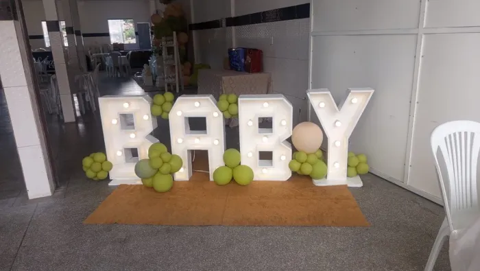 Alugo letras luminosas gigantes para seu evento 