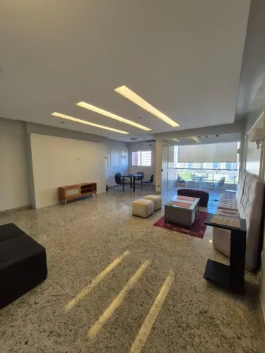 Ed. Las Lenas - Semimobiliado, andar alto, com 132m², 3 quartos (sendo 1 suíte), 1 vaga de