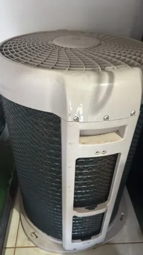 Ar condicionado seminovo, 30 mil btus, Marca Agratto.