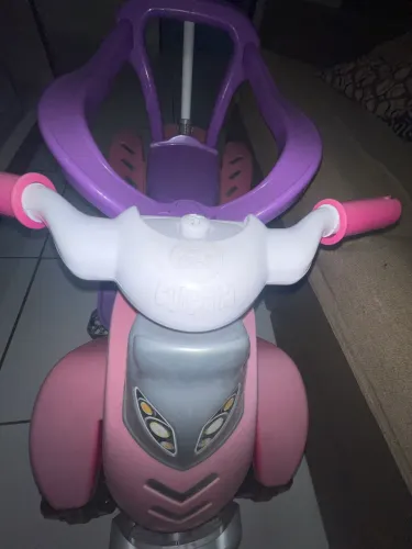 Veículo de passeio menina infantil 