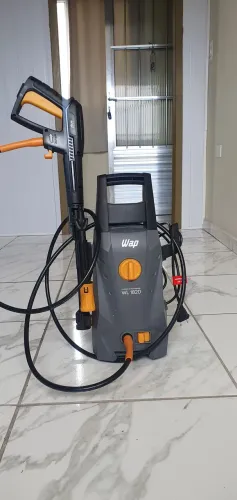 Lavadora de Alta Pressão WAP WL 1820 com Stop Total, Jato Leque e Concentrado