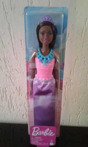 Boneca Barbie Morena Princesa Drematopia Mattel Nova Lacrada
