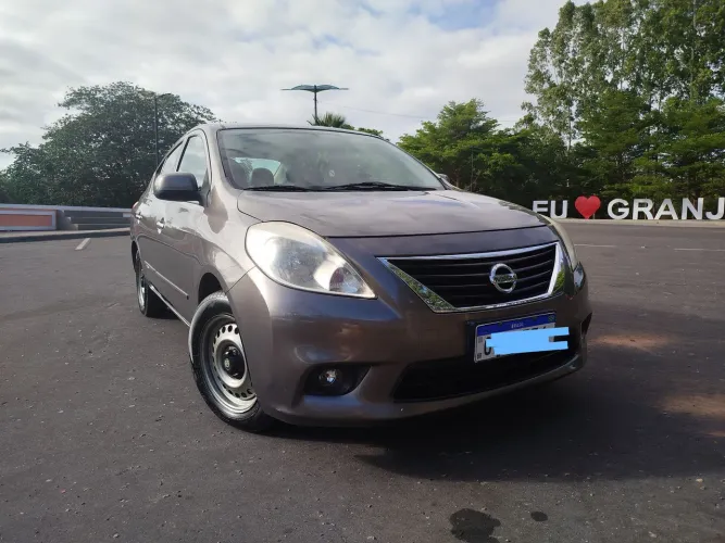 Nissan Versa SV 1.6 16V Flex Fuel 4P Mec. 2014