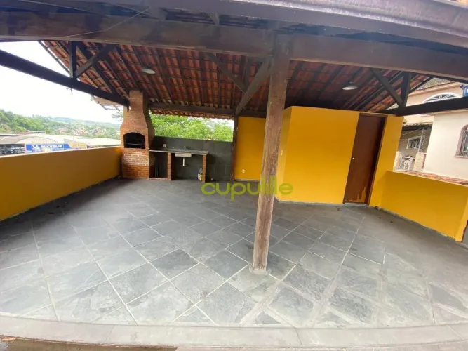 Casa com 3 dormitórios para alugar por R$ 2.080,00/mês - Colubande - São Gonçalo/RJ