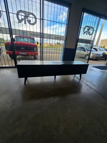Rack preto 1,80 m x 0,40 m 