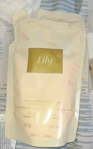 Hidratante boticário Lilly