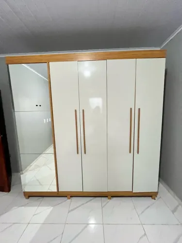 Guarda roupa