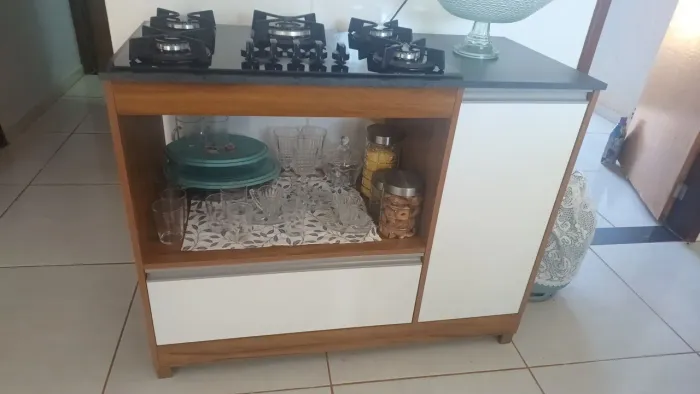 Vendo fogão + bancada semi novos 