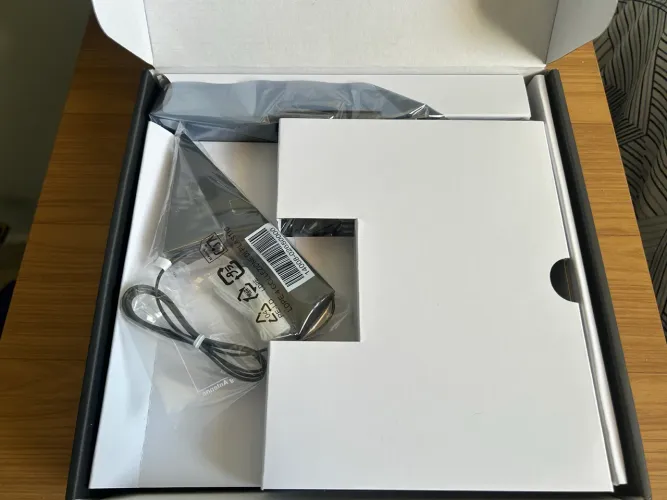 Placa Mãe ASUS B760M-AYW WIFI Nova