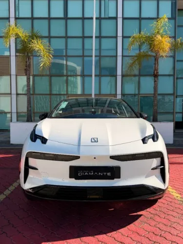 Zeekr X Flagship Flagship (elétrico) 2025