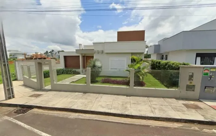 Casa 202m² com Terreno 648m² | DESOCUPADA | Concórdia-SC | Parque das Exposições - Financi