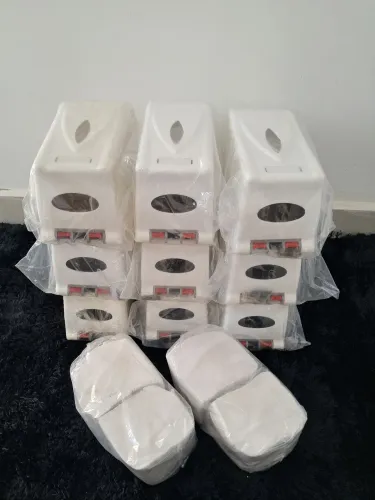 Kit com 9 Unidades de Dispenser de Papel Higiênico Interfolhado cai-cai
