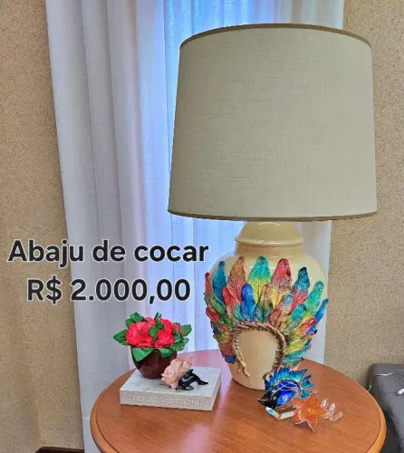Abajur Decorativo 'Cocar' Exclusivo