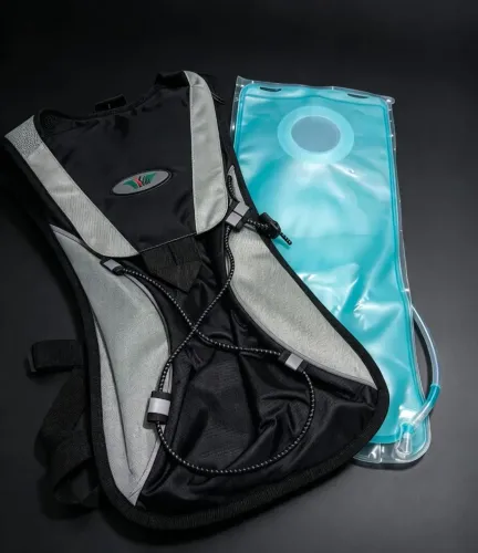 Mochila De Hidratação Térmica E Impermeável Com Bolsa D'água De 2 Litros