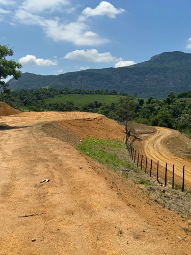 Oportunidade! Chácara no Contorno do Mestre Álvaro com Poço e Energia