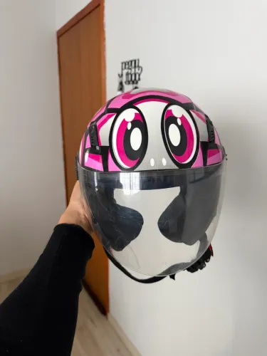 Capacete Rosa com preto