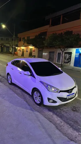 Hyundai HB20S Premium 1.6 Flex 16V Aut. 4P 2015
