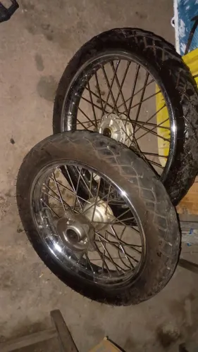 Aro da Bros 160  completo com pneu 