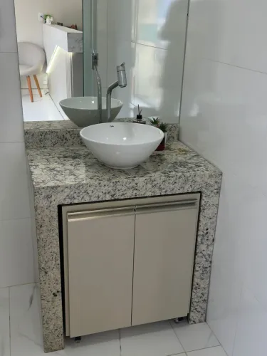 Vendo Pia de Banheiro