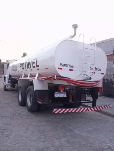 VW 24220 - PIPA EQUIPADO TERRAPLANAGEM