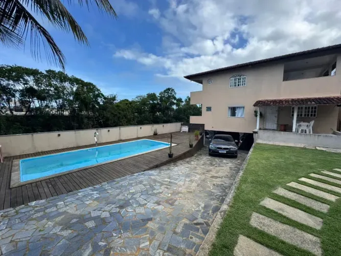 Imóvel para venda tem 250 metros quadrados com 5 quartos em Sol Nascente - Guarapari - ES