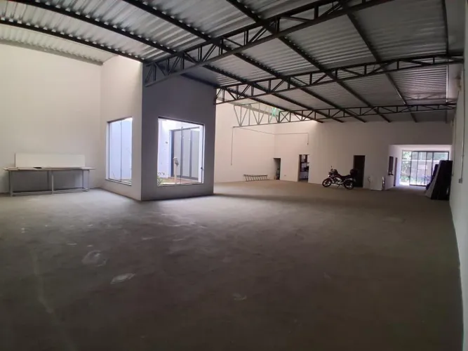 Salão para alugar em Americana, Loteamento Industrial Machadinho, com 280 m²